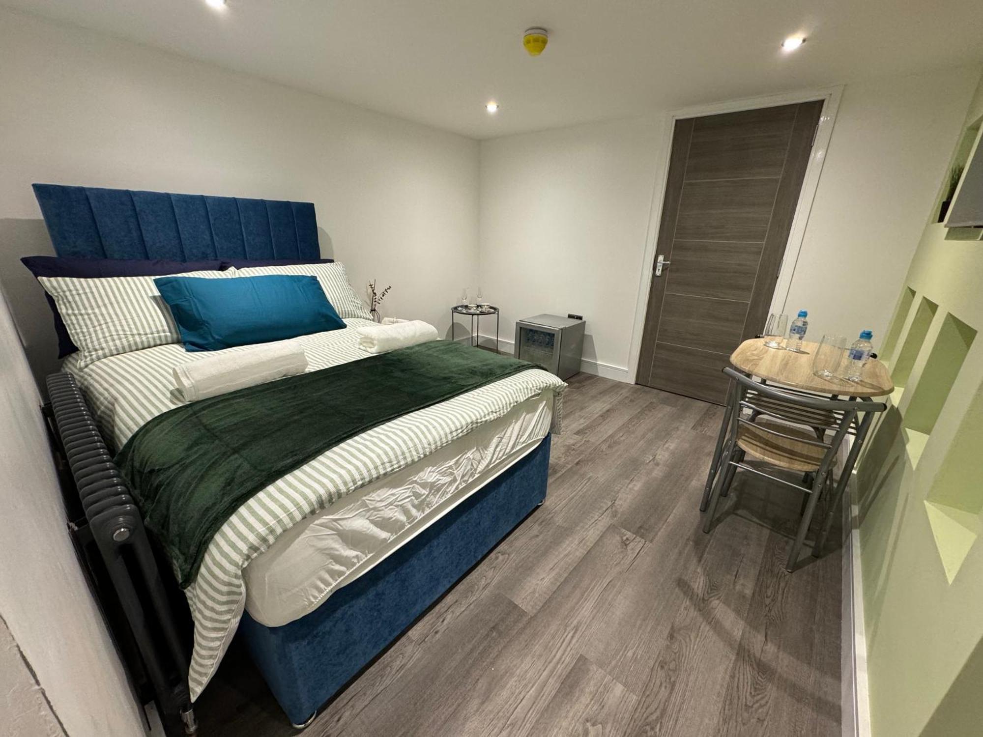 Southgate Luxury Apartments Elland Luaran gambar