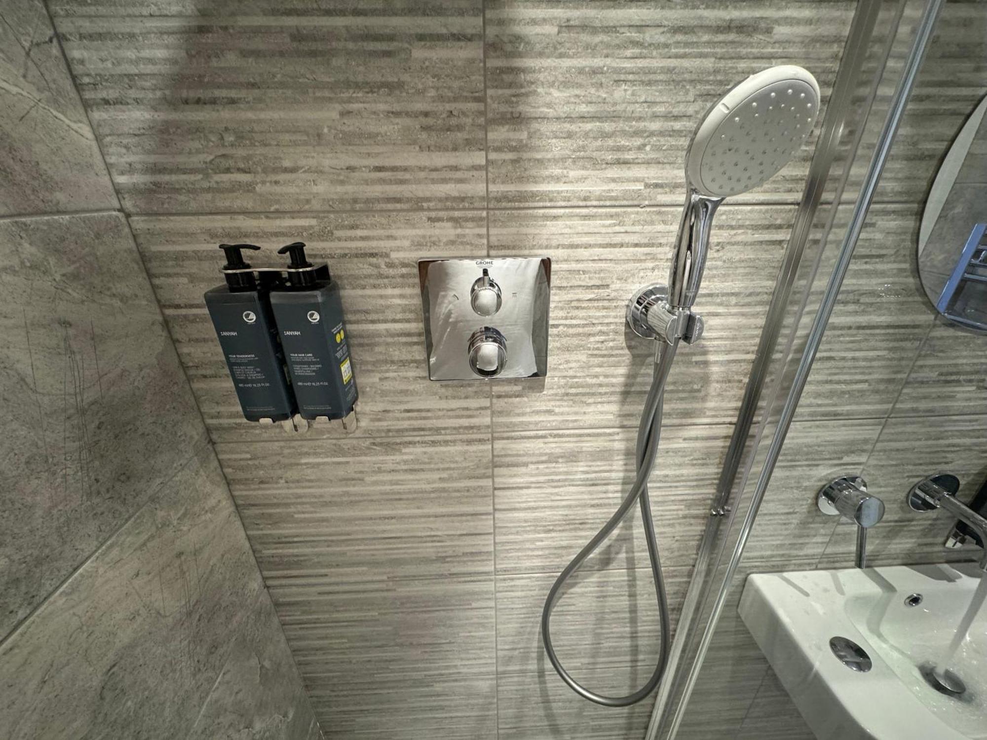 Southgate Luxury Apartments Elland Luaran gambar