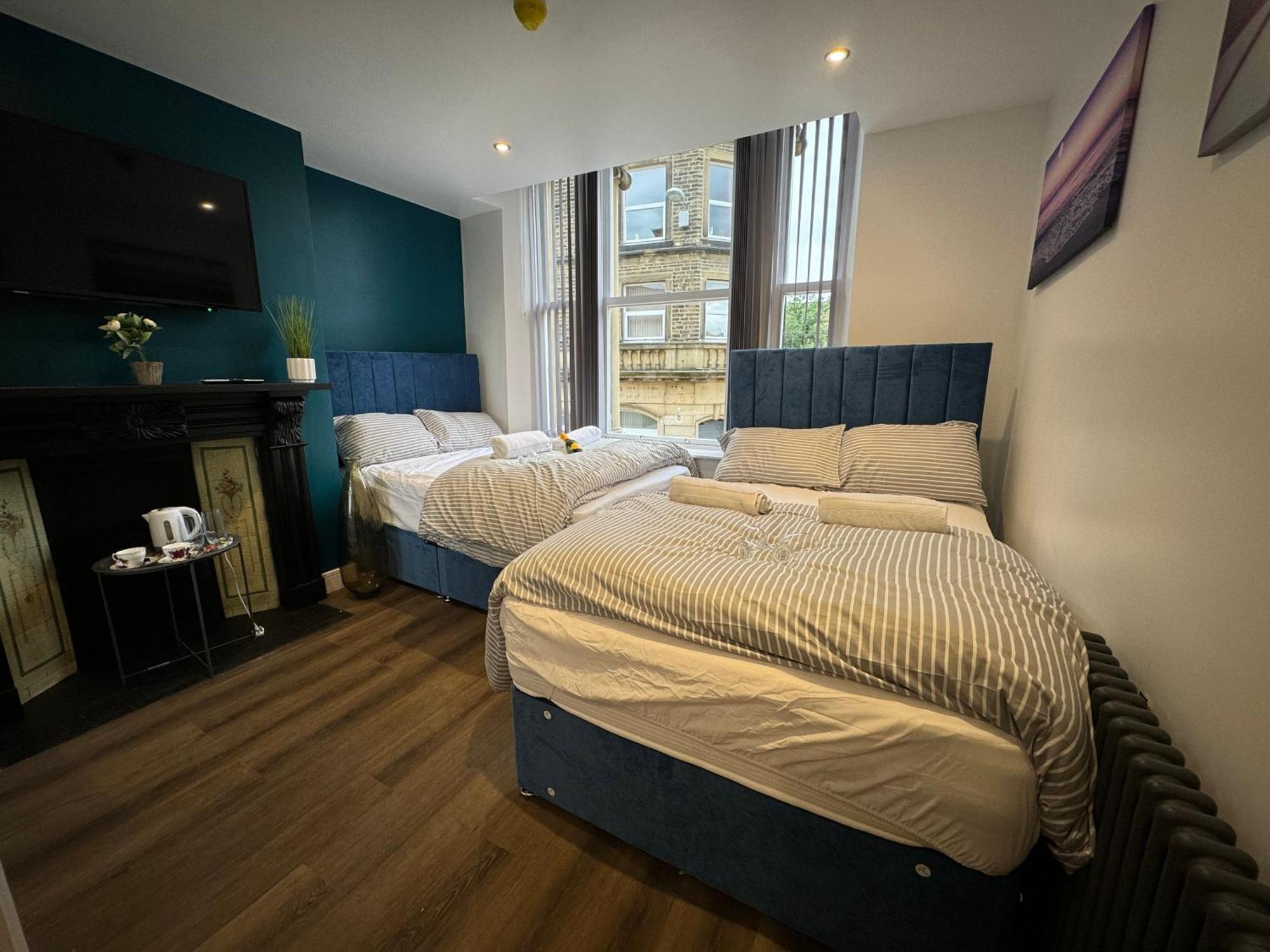 Southgate Luxury Apartments Elland Luaran gambar