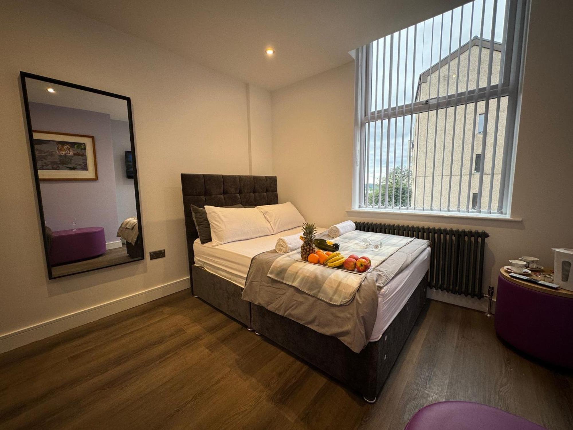 Southgate Luxury Apartments Elland Luaran gambar