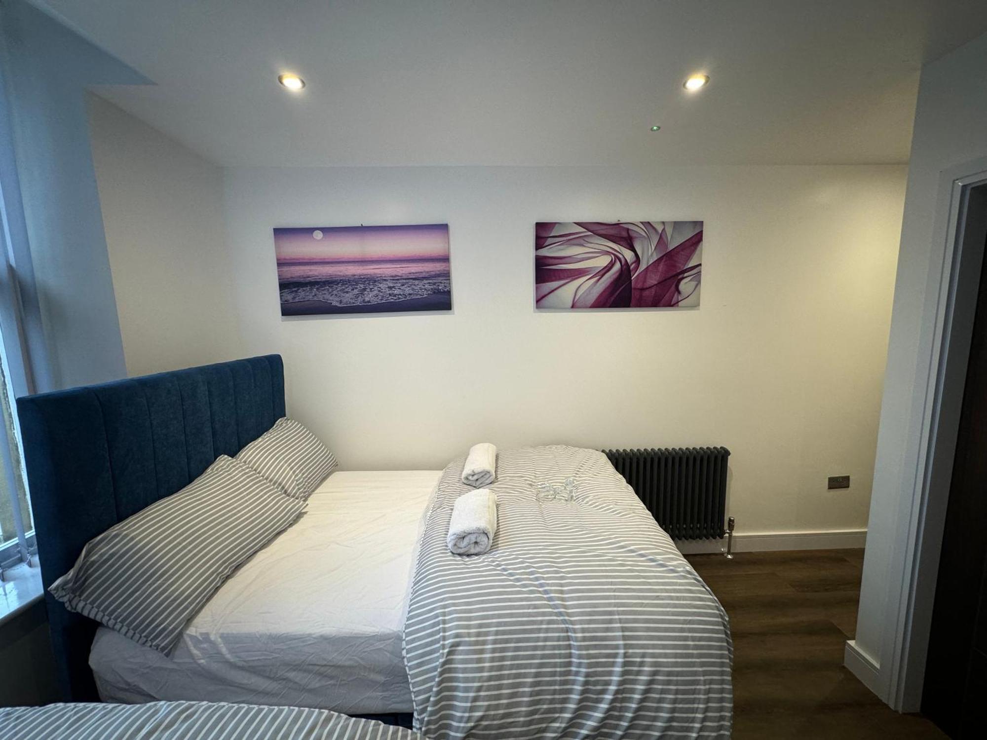 Southgate Luxury Apartments Elland Luaran gambar