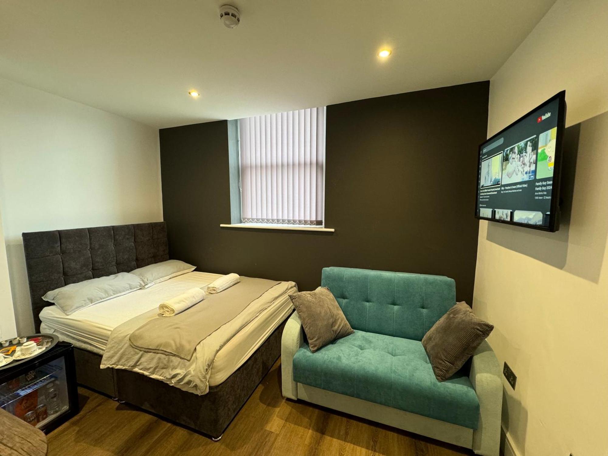 Southgate Luxury Apartments Elland Luaran gambar