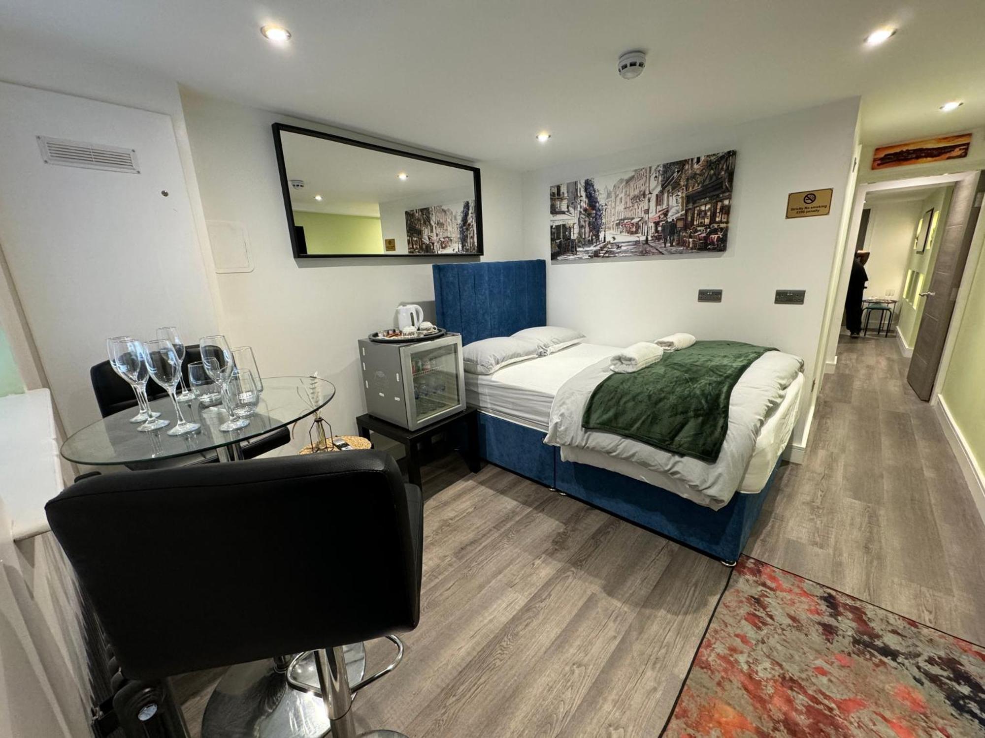 Southgate Luxury Apartments Elland Luaran gambar