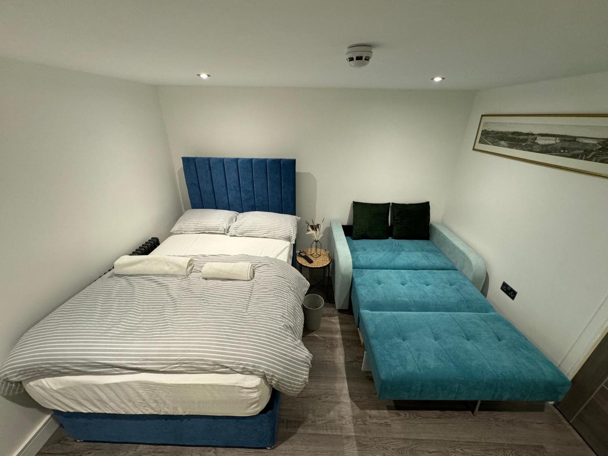 Southgate Luxury Apartments Elland Luaran gambar