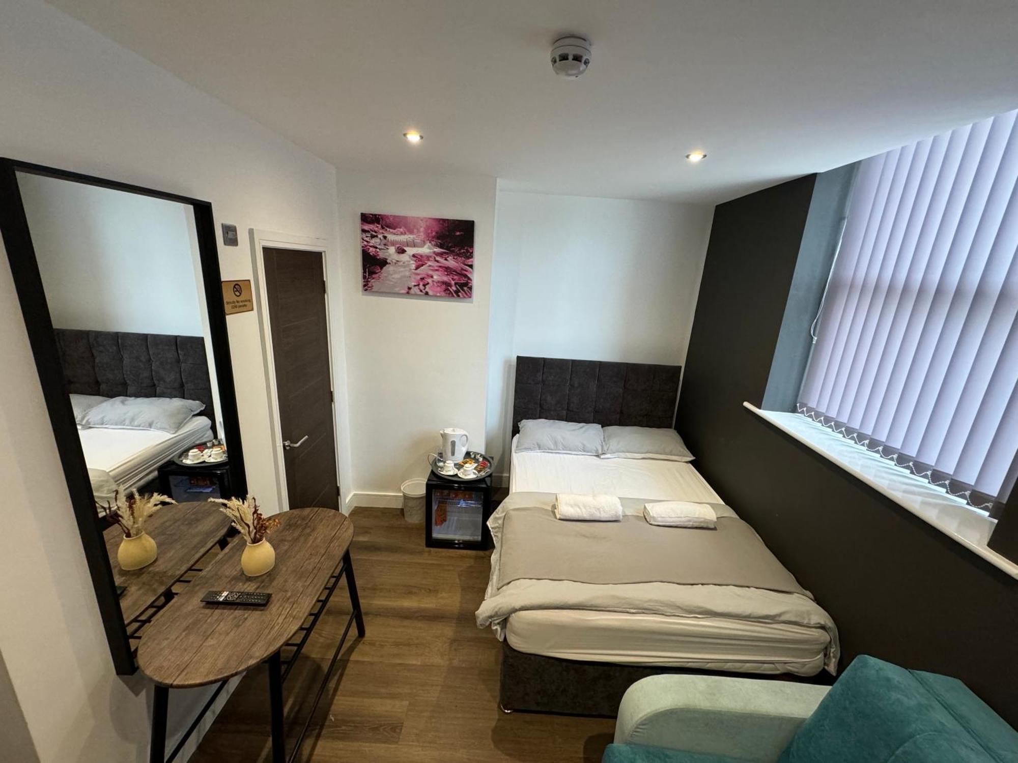 Southgate Luxury Apartments Elland Luaran gambar